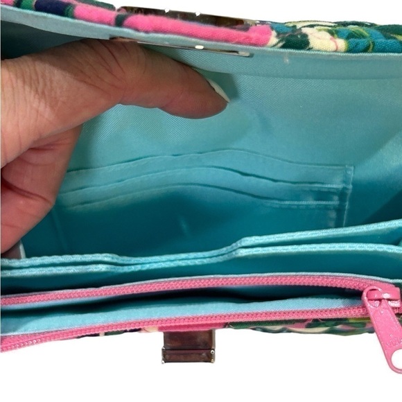 Vera Bradley Your Turn Smartphone Wristlet Tropical Paradise Pink/Green EUC - Picture 4 of 7